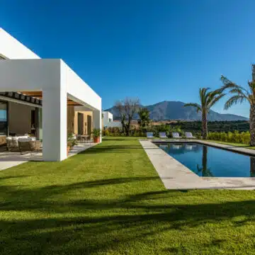 GREEN 10 Contemporary villas for sale within the Finca Cortesin grounds Picture 27