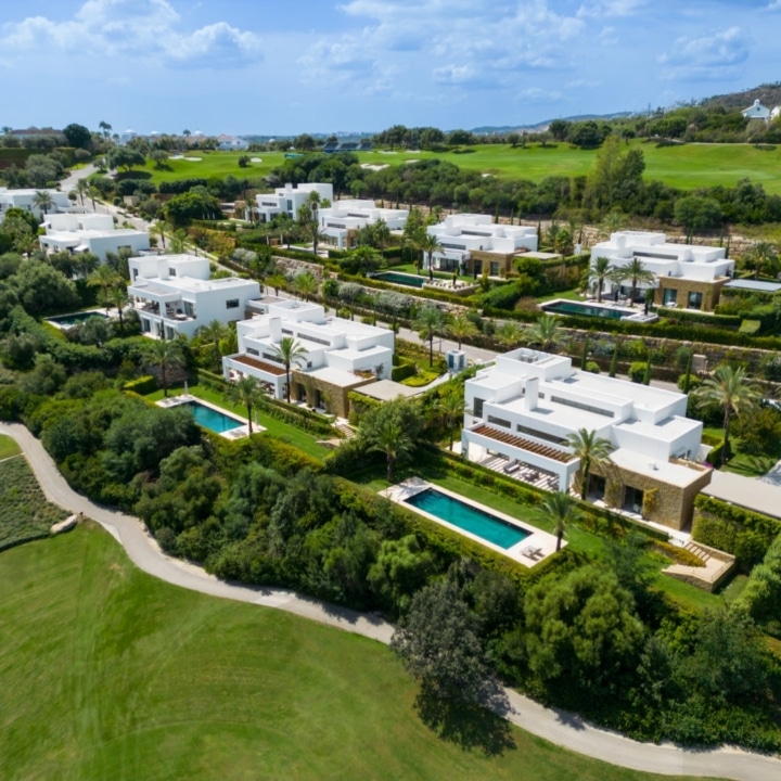 GREEN 10 Contemporary villas for sale within the Finca Cortesin grounds Picture