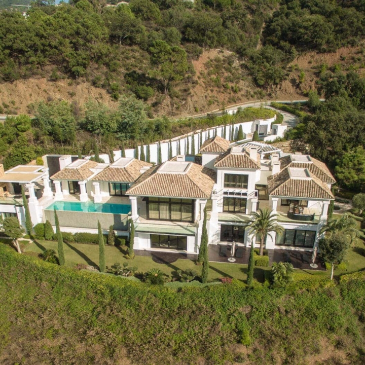 Luxurious villa for sale La Zagaleta, Benahavis Picture