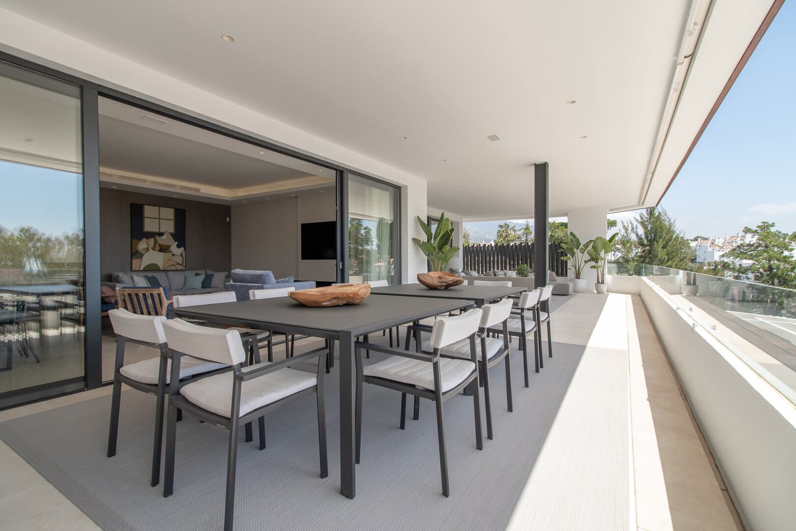 Senorio de Marbella – Señorío de Vasari Luxury apartment with private pool Señorio de Vasari Marbella apartment penthouse for sale Marbella Golden Mile_ Realista Quality Property Marbella