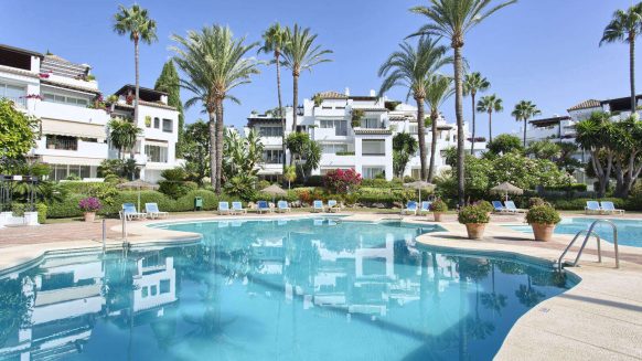 Duplex Penthouse Alcazaba Beach Estepona for sale_Relaista Quality Properties Marbella