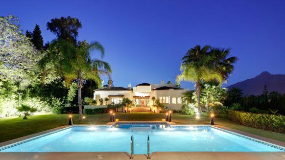 Mansion villa Nueva Andalucia Atalaya Rio Verde_Realista Quality Real Estate Marbella
