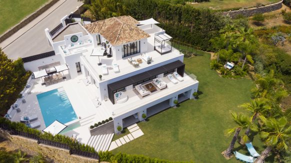 Villa Los Naranjos Golf Nueva Andalucia, Marbella Mimosa by Solvilla_Villa for sale with Golf and Sea views_Realista Quality Real Estate Marbella