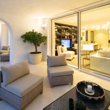 Puente Romano Apartment with fantastic sea views, renovated to a very high standard Picture 7