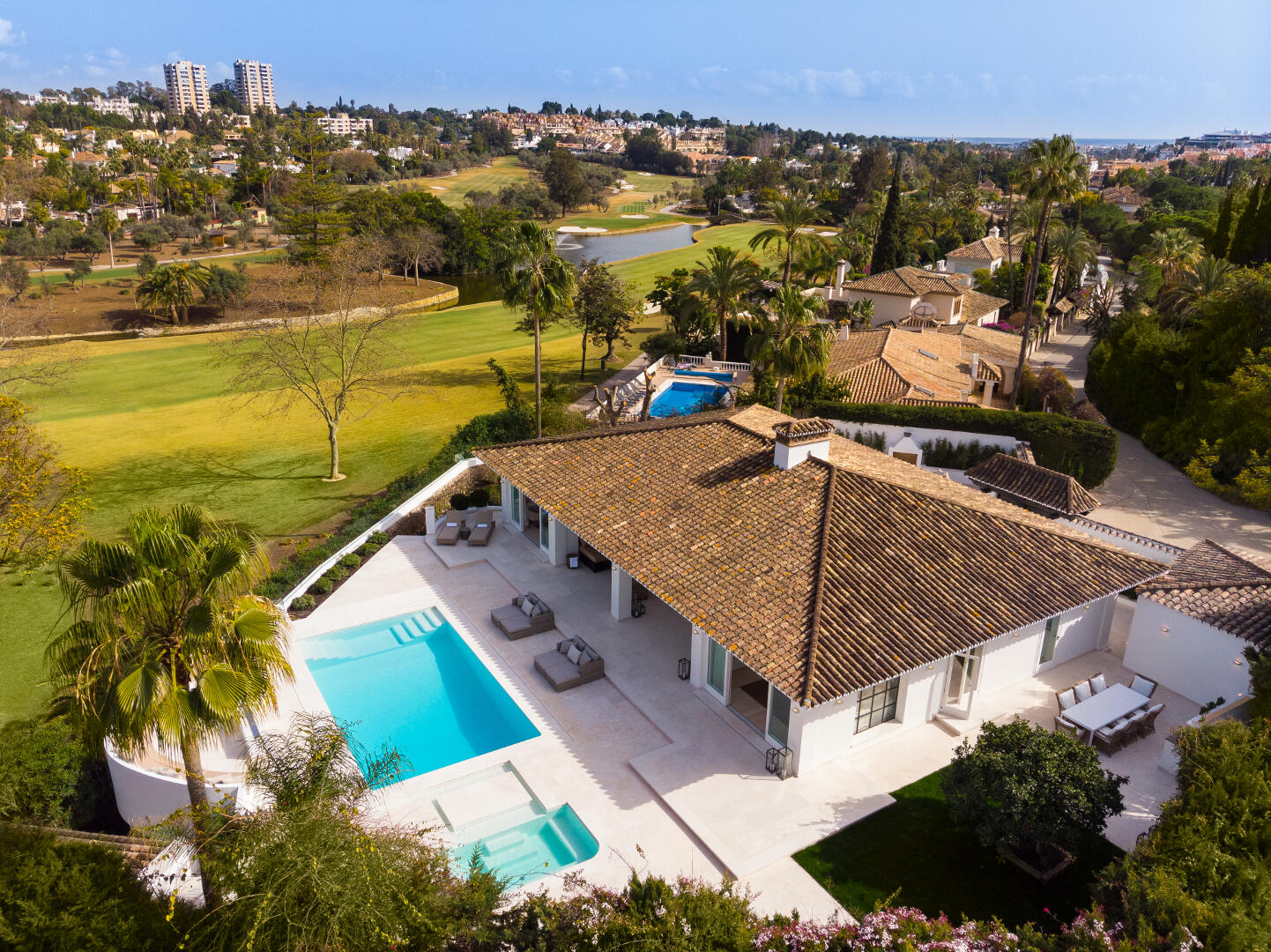 Contemporary Reformed Villa front line to the golf in Las Brisas, Nueva Andalucia Marbella