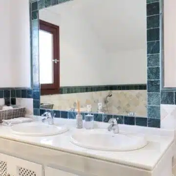 New 4 bedroom Penthouse in Lomas del Rey on the Golden Mile near Puente Romano and Marbella Club hotels Picture 21