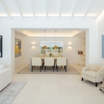 Family Villa in the heart of the Golf Valley, Las Brisas Marbella, close to amenities and schools Picture 5