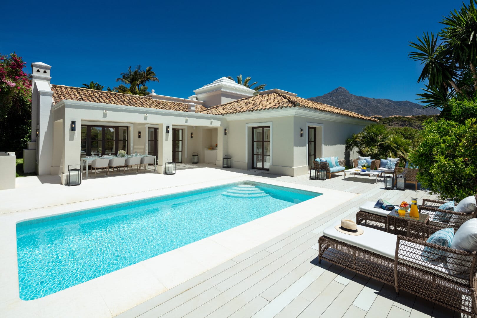 Family Villa in the heart of the Golf Valley, Las Brisas Marbella, close to amenities and schools