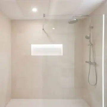 City apartment near to the beach in Jade Tower Fuengirola with large terrace and a Sea View Picture 15