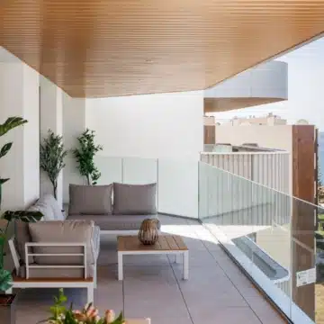 City apartment near to the beach in Jade Tower Fuengirola with large terrace and a Sea View Picture 12