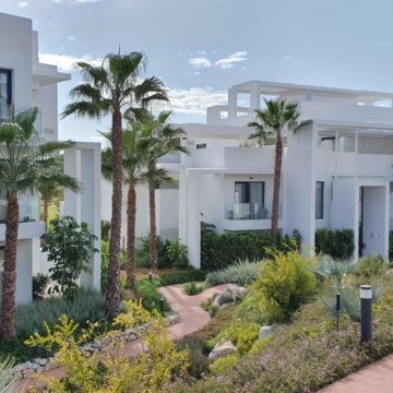Atalaya Hills Benahavis apartment with front line golf with open views Picture
