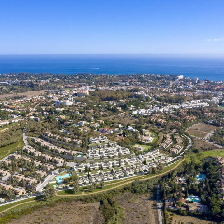 Serene Atalaya townhouses Estepona Picture