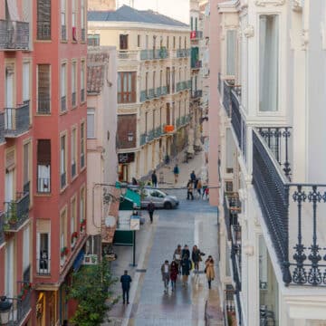 Malaga City Centre Penthouse fully reformed with underground garage and storeroom. An opportunity for investment. Picture 7