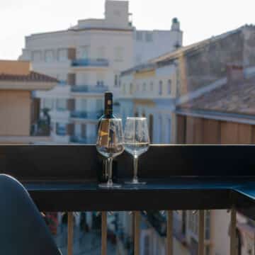 Malaga City Centre Penthouse fully reformed with underground garage and storeroom. An opportunity for investment. Picture 9