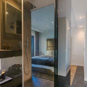 Malaga City Centre Penthouse fully reformed with underground garage and storeroom. An opportunity for investment. Picture 14