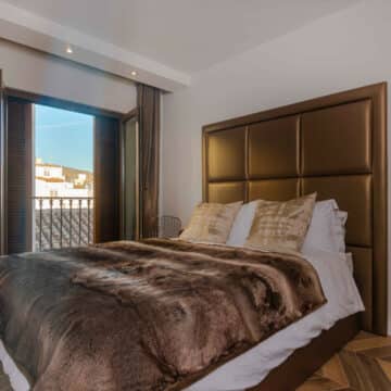 Malaga City Centre Penthouse fully reformed with underground garage and storeroom. An opportunity for investment. Picture 15