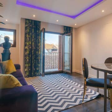 Malaga City Centre Penthouse fully reformed with underground garage and storeroom. An opportunity for investment. Picture 18