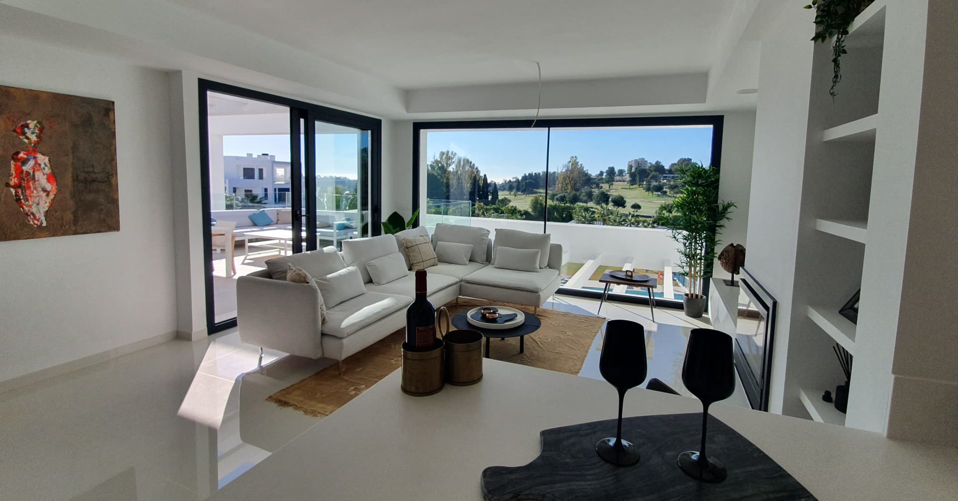 Penthouse with large terrace and amazing panoramic views over golf towards the sea in Las Terrazas de Atalaya Estepona