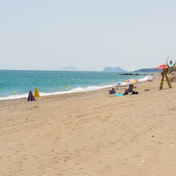 Penthouse in the City Centre of Estepona with garage, gym and rooftop swimming pool Picture 9