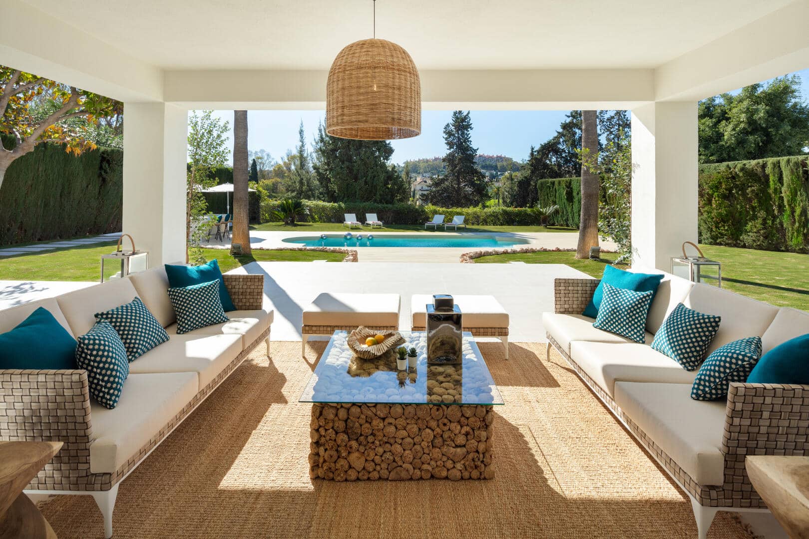Newly renovated front line golf villa in La Cerquilla, Nueva Andalucia Marbella