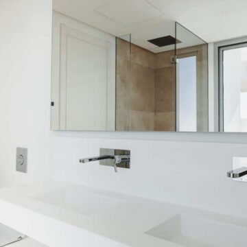 Marbella Club Hills ground floor duplex apartment with panoramic views towards the African Coast Picture 11