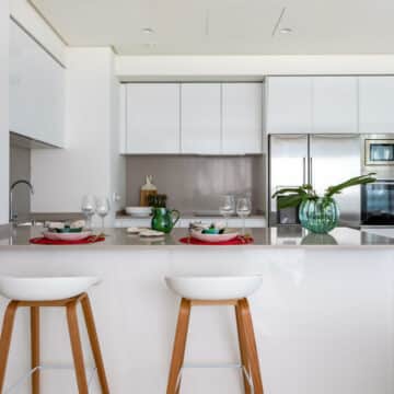 Marbella Club Hills first floor apartment panoramic golf and sea views, towards the African Coast Picture 4