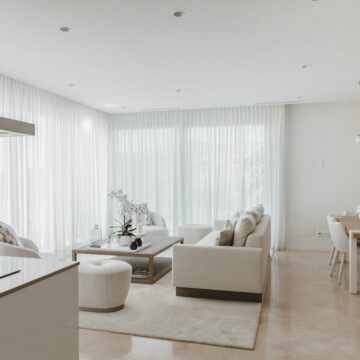 Marbella Club Hills ground floor duplex apartment with panoramic views towards the African Coast Picture 3