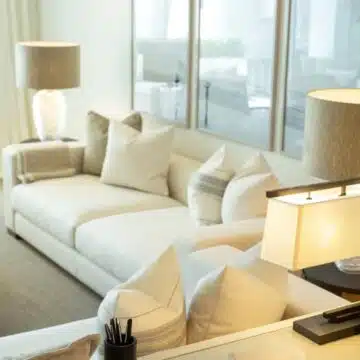 Puente Romano Apartment with sea views, beautifully renovated and furnished to a very high standard Picture 5