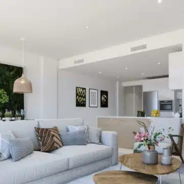 South Bay III Las Mesas Estepona, Key-ready 4 Bedroom Apartment Walking Distance to the Old Town Centre Picture 4