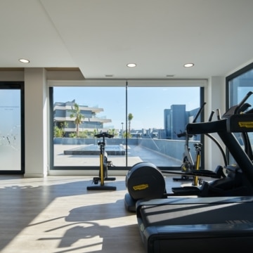 Oasis 325 II – New penthouse with large roof terrace and amazing sea views in Estepona Picture 2