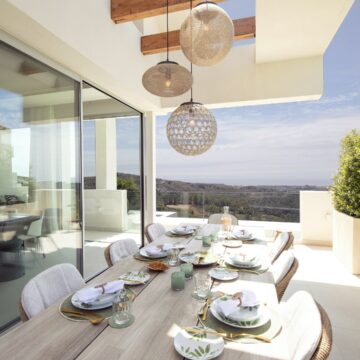 Penthouse Marbella Club Hills fully furnished in Marbella Club Golf Resort with panoramic views towards the Mediterranean Sea Picture 9
