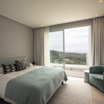 Penthouse Marbella Club Hills fully furnished in Marbella Club Golf Resort with panoramic views towards the Mediterranean Sea Picture 17