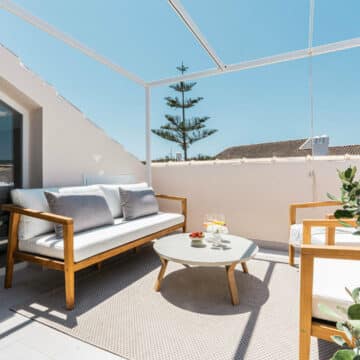 Modern and newly renovated Penthouse only 900 meters from the beach in San Pedro, with sea views and two terraces Picture 24