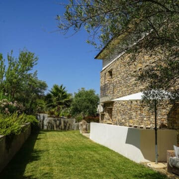 Luxury Villa in Ronda Andalucia, surrounded by its two hectares (4 acres) grove of private olive trees, this is a truly Oasis just 2km from the old town Picture 18