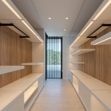 Outstanding Modern Villa El Bosque in La Reserva de Alcuzcuz, Benahavís Picture 16