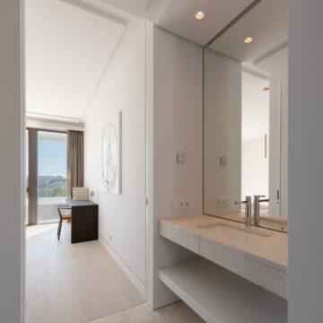 Outstanding Modern Villa El Bosque in La Reserva de Alcuzcuz, Benahavís Picture 28
