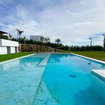 New high quality designer villa in Marbella Club Golf Resort, Benahavis Picture 18