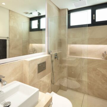 Modern villa in Los Olivos Nueva Andalucia Marbella Picture 21