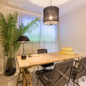 Lovely 4 bedroom penthouse with large terrace and great sea views in Azahar de Estepona Picture 25