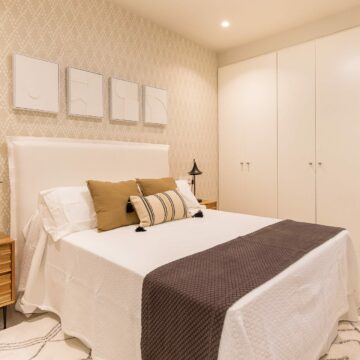 Lovely 4 bedroom penthouse with large terrace and great sea views in Azahar de Estepona Picture 23