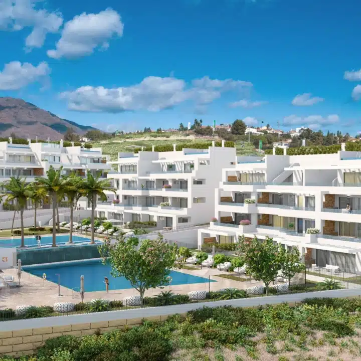 Costafiore Gardens Estepona 3 bedroom apartment with large terrace and views towards the Sea Picture