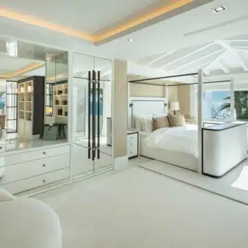 Exceptional front line Duplex Penthouse in Japanese Gardens, Marina Puente Romano Marbella Picture 9