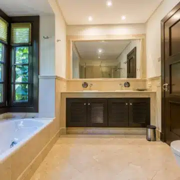 Luxury Mediterranean high-end villa in La Zagaleta Benahavis, lovely garden areas and indoor pool Picture 22