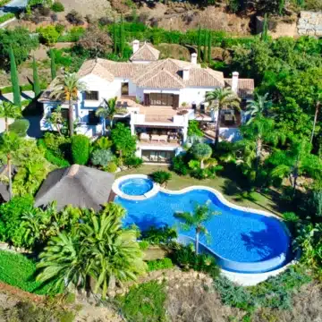 Luxury Mediterranean high-end villa in La Zagaleta Benahavis, lovely garden areas and indoor pool Picture 0