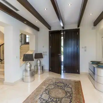 Luxury Mediterranean high-end villa in La Zagaleta Benahavis, lovely garden areas and indoor pool Picture 13