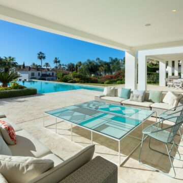 Luxury modern 6 bedroom villa in La Cerquilla, Nueva Andalucia Marbella Picture 1