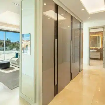 Luxury modern 6 bedroom villa in La Cerquilla, Nueva Andalucia Marbella Picture 13