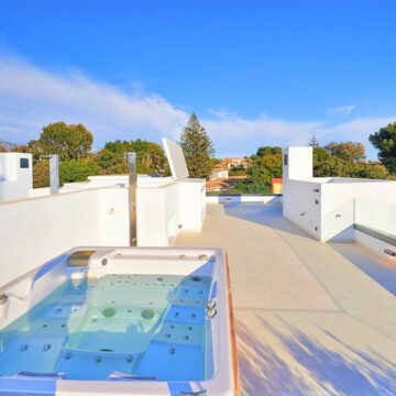 Key Ready semi-detached villa with private pool at Puerto Banús Beach at short walk to the port Picture 21