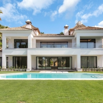 Stunning villa new and with a classic Andalusian architecture in Sierra Blanca, Marbella Golden Mile Picture 53