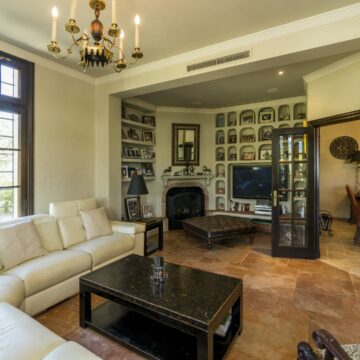 Enchanting Alhambra style mansion villa in the exclusive Marbella Club Golf Resort, Benahavis Picture 18